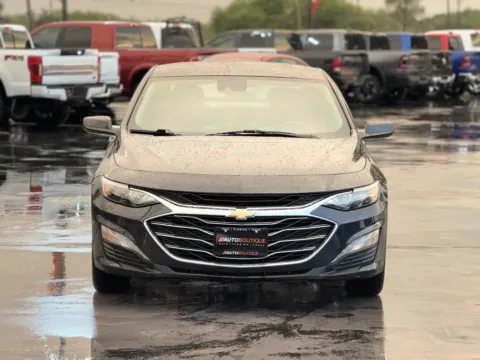 More photos of 2023 Chevrolet Malibu LT at Auto Boutique Texas, TX