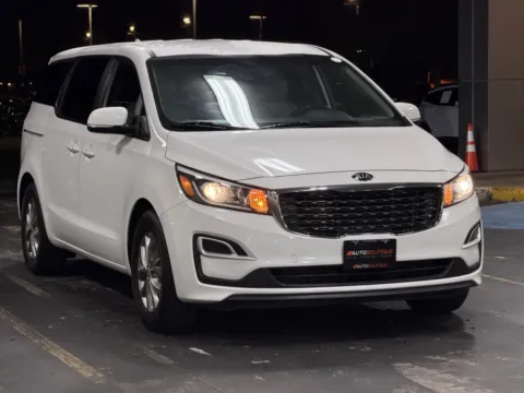 Photos of 2021 Kia Sedona LX for sale in Alvin, TX at Auto Boutique Texas