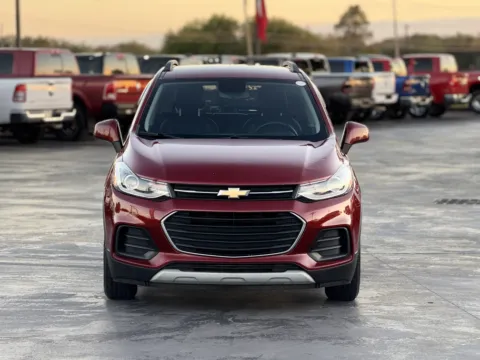 More photos of 2021 Chevrolet Trax LT at Auto Boutique Texas, TX