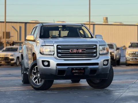 Photos of 2016 GMC Canyon 2WD SLE for sale in Alvin, TX at Auto Boutique Texas
