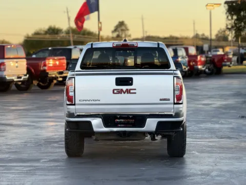 More photos of 2016 GMC Canyon 2WD SLE at Auto Boutique Texas, TX
