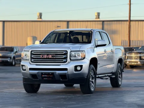 Another view of 2016 GMC Canyon 2WD SLE for sale in Alvin, TX at Auto Boutique Texas