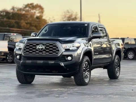 Another view of 2019 Toyota Tacoma SR5 for sale in Alvin, TX at Auto Boutique Texas