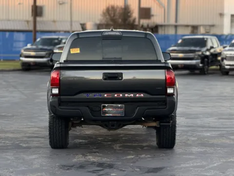More photos of 2019 Toyota Tacoma SR5 at Auto Boutique Texas, TX