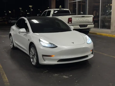 White 2020 Tesla Model 3 Standard Range Plus for sale in Alvin, TX