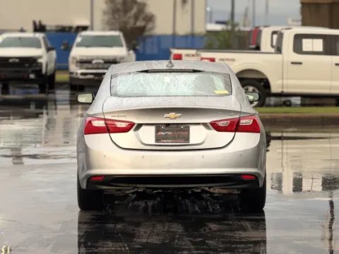More photos of 2024 Chevrolet Malibu LT at Auto Boutique Texas, TX