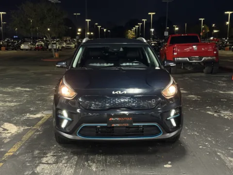 More photos of 2022 Kia Niro EV EX at Auto Boutique Texas, TX