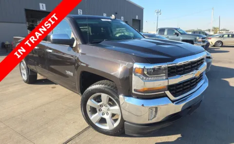 Another view of 2018 Chevrolet Silverado 1500 LT for sale in Alvin, TX at Auto Boutique Texas
