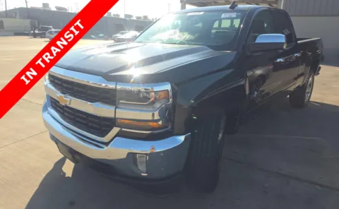 Brown 2018 Chevrolet Silverado 1500 LT for sale in Alvin, TX