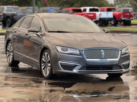 Photos of 2017 Lincoln MKZ Hybrid Reserve for sale in Alvin, TX at Auto Boutique Texas