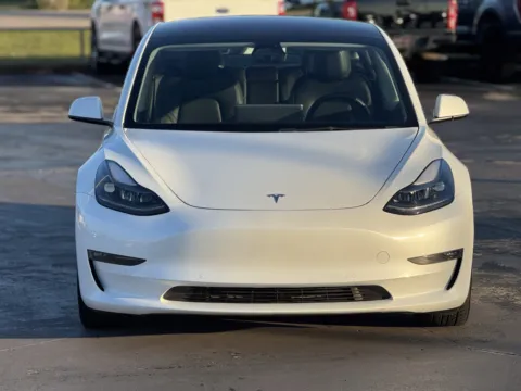 More photos of 2022 Tesla Model 3 Long Range at Auto Boutique Texas, TX