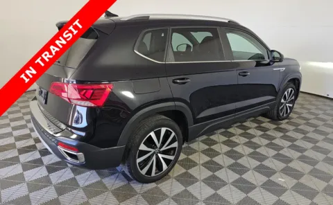 More photos of 2022 Volkswagen Taos SE at Auto Boutique Texas, TX