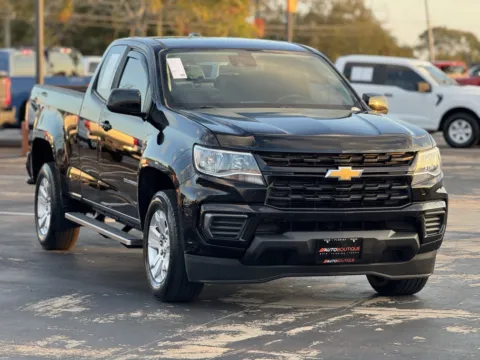 Photos of 2021 Chevrolet Colorado 2WD LT for sale in Alvin, TX at Auto Boutique Texas