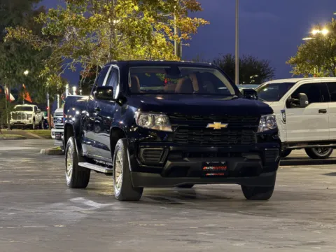 Photos of 2021 Chevrolet Colorado 2WD LT for sale in Alvin, TX at Auto Boutique Texas