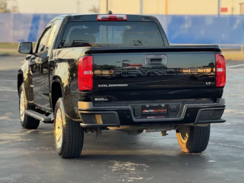 More photos of 2021 Chevrolet Colorado 2WD LT at Auto Boutique Texas, TX