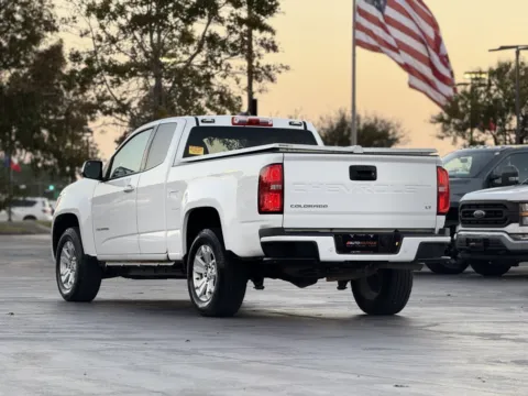 Another view of 2022 Chevrolet Colorado 2WD LT for sale in Alvin, TX at Auto Boutique Texas