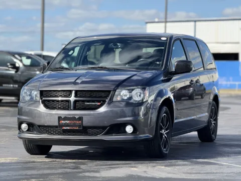 Another view of 2017 Dodge Grand Caravan SXT for sale in Alvin, TX at Auto Boutique Texas