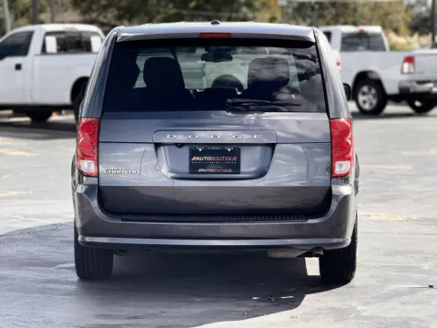 More photos of 2017 Dodge Grand Caravan SXT at Auto Boutique Texas, TX