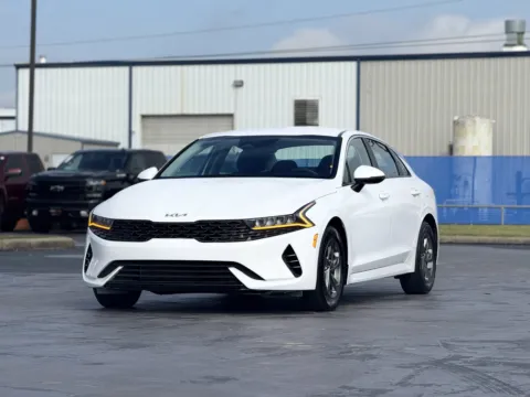 More photos of 2022 Kia K5 LXS at Auto Boutique Texas, TX