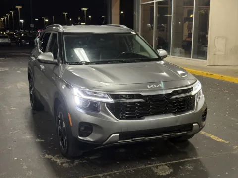 Photos of 2024 Kia Seltos EX for sale in Alvin, TX at Auto Boutique Texas