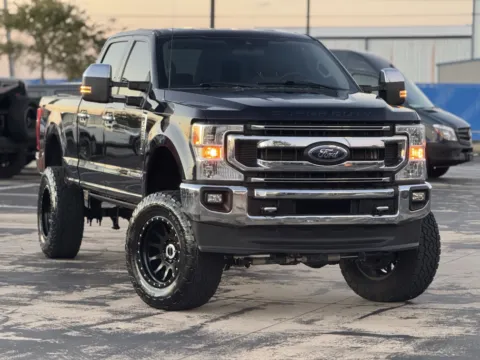 Photos of 2022 Ford Super Duty F-250 SRW XLT for sale in Alvin, TX at Auto Boutique Texas