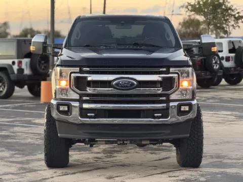 More photos of 2022 Ford Super Duty F-250 SRW XLT at Auto Boutique Texas, TX