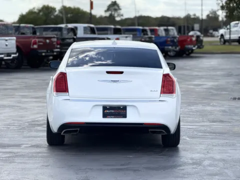 More photos of 2020 Chrysler 300 Touring L at Auto Boutique Texas, TX