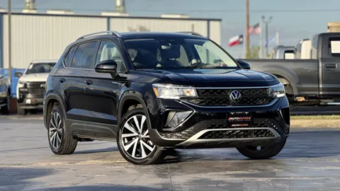 Photos of 2024 Volkswagen Taos SE for sale in Alvin, TX at Auto Boutique Texas