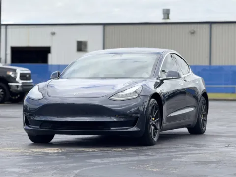 Another view of 2019 Tesla Model 3 Standard Range Plus for sale in Alvin, TX at Auto Boutique Texas