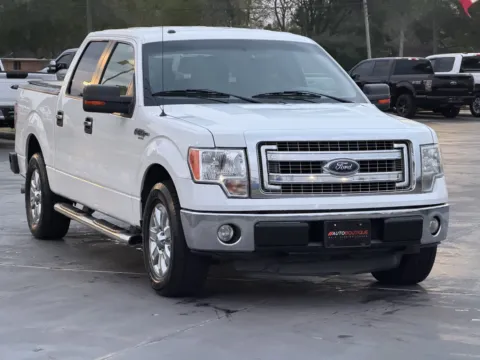 Photos of 2013 Ford F-150 XLT for sale in Alvin, TX at Auto Boutique Texas