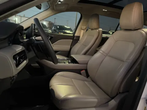 More photos of 2024 Lincoln Aviator Premiere at Auto Boutique Texas, TX