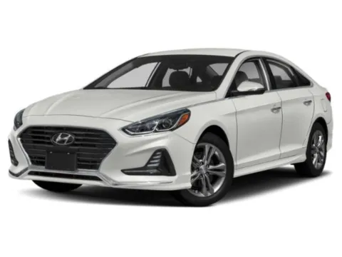 White 2018 HYUNDAI SONATA SPO SEL for sale in Alvin, TX