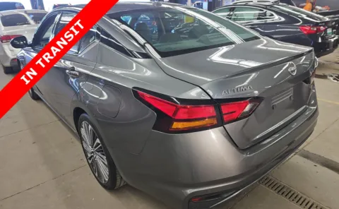 More photos of 2023 Nissan Altima 2.5 SL at Auto Boutique Texas, TX