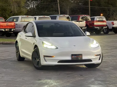 Photos of 2023 Tesla Model 3 for sale in Alvin, TX at Auto Boutique Texas