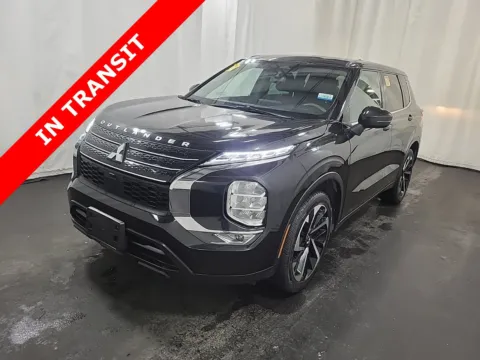 Black 2022 Mitsubishi Outlander ES for sale in Alvin, TX