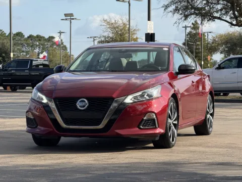 Another view of 2021 Nissan Altima 2.5 SR for sale in Alvin, TX at Auto Boutique Texas