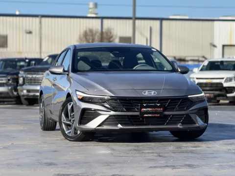 Photos of 2025 Hyundai Elantra SEL Convenience for sale in Alvin, TX at Auto Boutique Texas