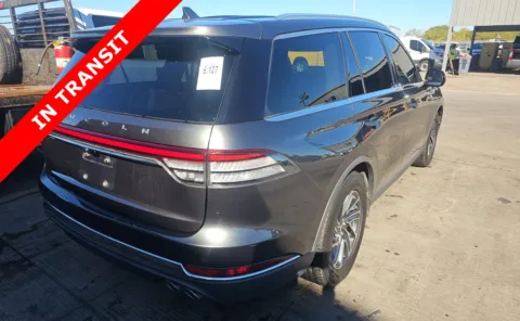Another view of 2020 Lincoln Aviator Standard for sale in Alvin, TX at Auto Boutique Texas