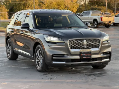 Photos of 2020 Lincoln Aviator Standard for sale in Alvin, TX at Auto Boutique Texas