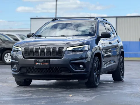 Another view of 2019 Jeep Cherokee Altitude for sale in Alvin, TX at Auto Boutique Texas