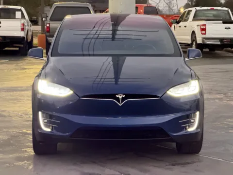 More photos of 2019 Tesla Model X 75D at Auto Boutique Texas, TX