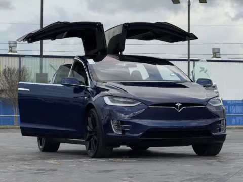 Photos of 2019 Tesla Model X 75D for sale in Alvin, TX at Auto Boutique Texas