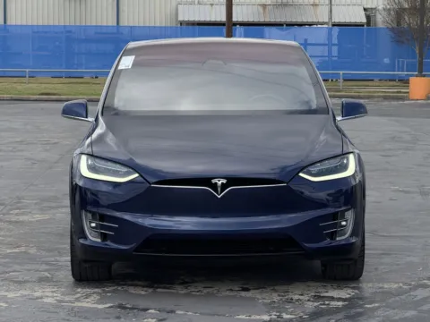 More photos of 2019 Tesla Model X 75D at Auto Boutique Texas, TX