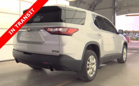 More photos of 2021 Chevrolet Traverse LS at Auto Boutique Texas, TX
