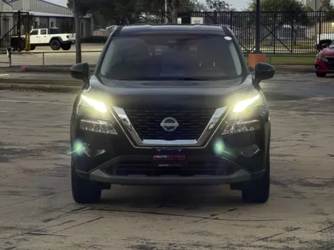 More photos of 2023 Nissan Rogue SV at Auto Boutique Texas, TX