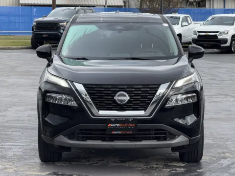 More photos of 2023 Nissan Rogue SV at Auto Boutique Texas, TX
