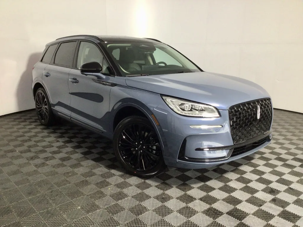 Blue 2026 Lincoln Corsair Plug-In Hybrid Grand Touring for sale in Athens, OH