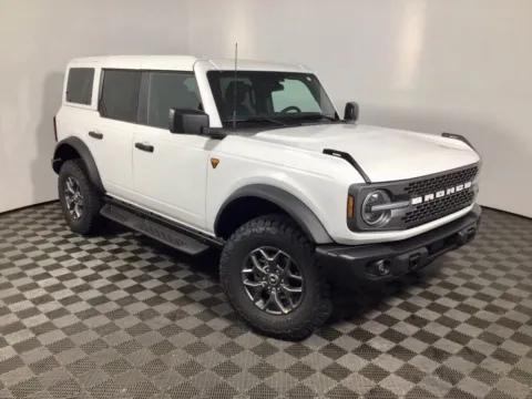 More photos of 2025 Ford Bronco Badlands at Don Wood Ford Lincoln, OH