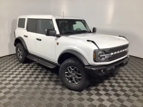 More photos of 2025 Ford Bronco Badlands at Don Wood Ford Lincoln, OH