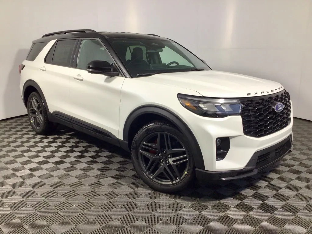 White 2026 Ford Explorer ST for sale in Athens, OH